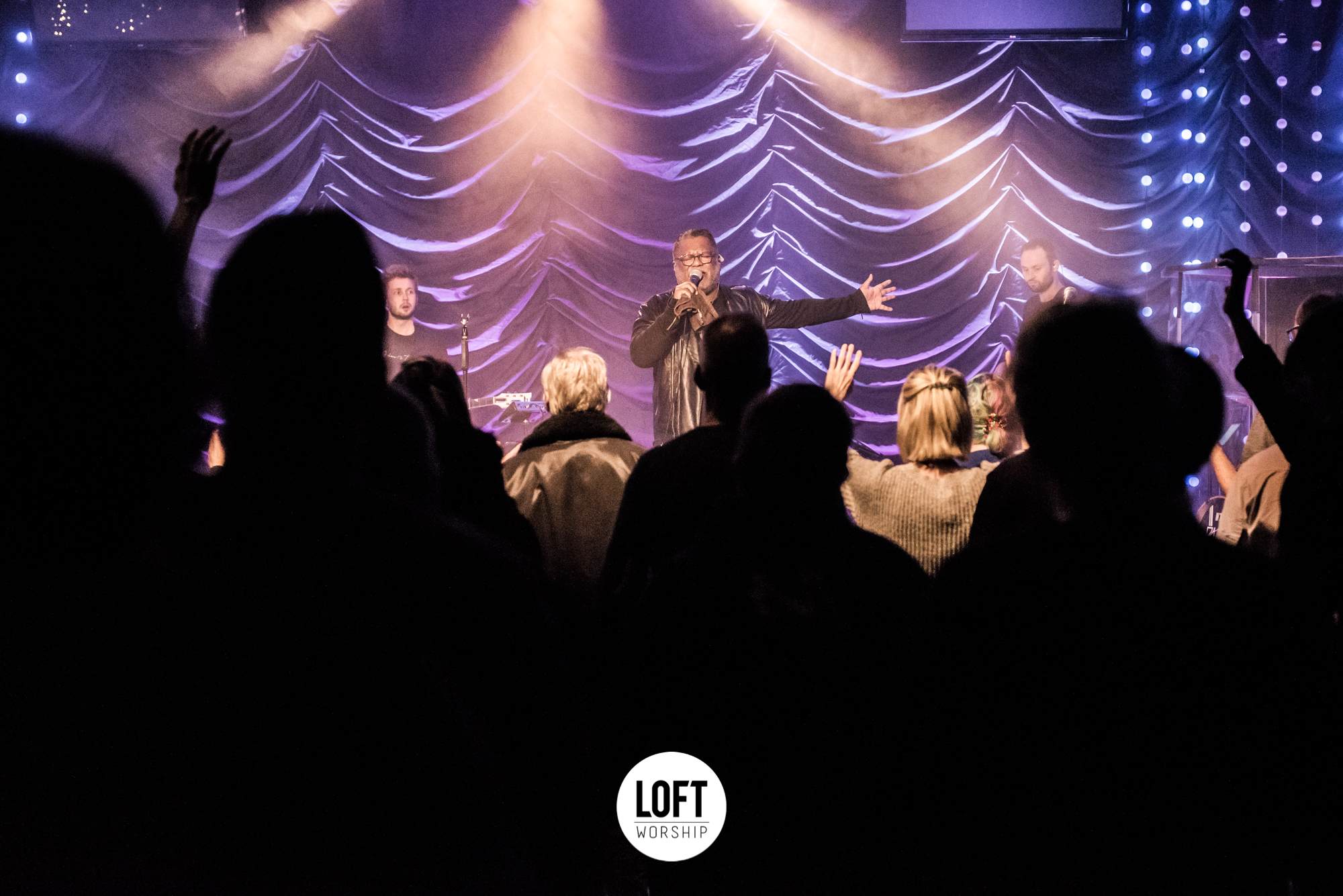 Loft Worship Night 20 December Met Abraham Laisina